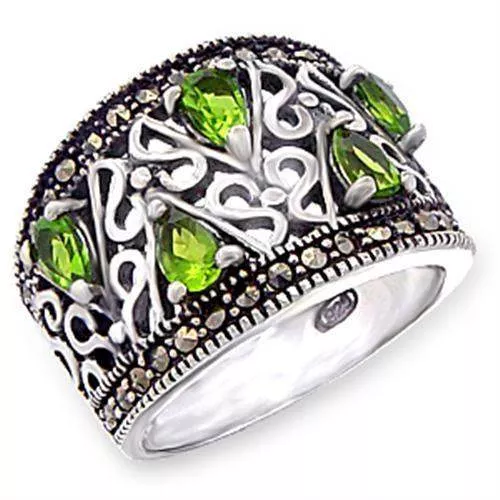 Alamode Antique Silver Sterling Silver Ring with Peridot Stone – 51411
