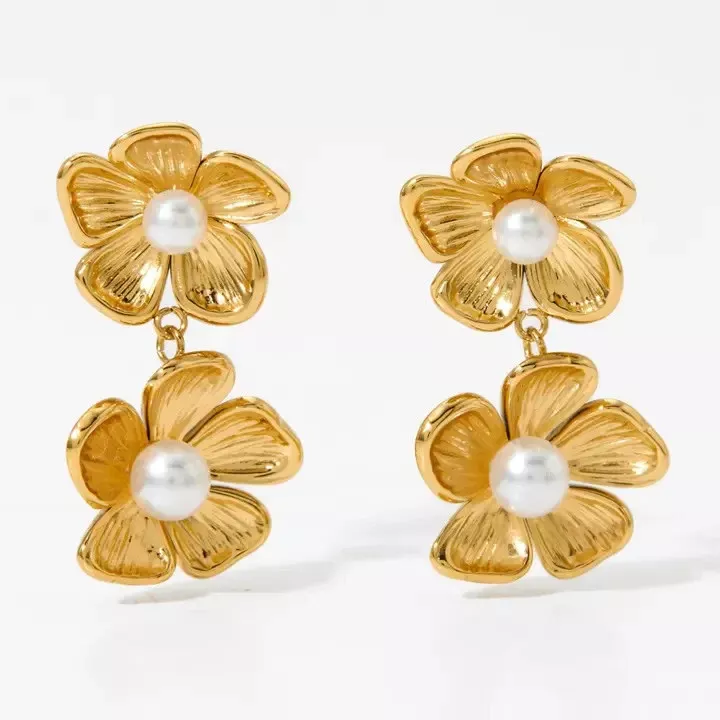 Deep South Originals Daisy Pearl Drops