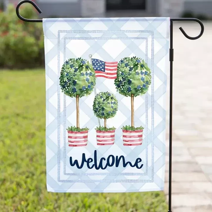 The Navy Knot Patriotic Garden Flag – Three Topiaries