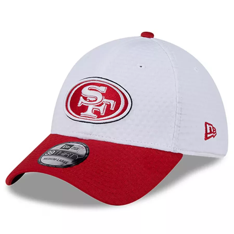SAN FRANCISCO 49ERS 2024 NFL TRAINING CAMP 39THIRTY FLEX FIT HAT – WHITE