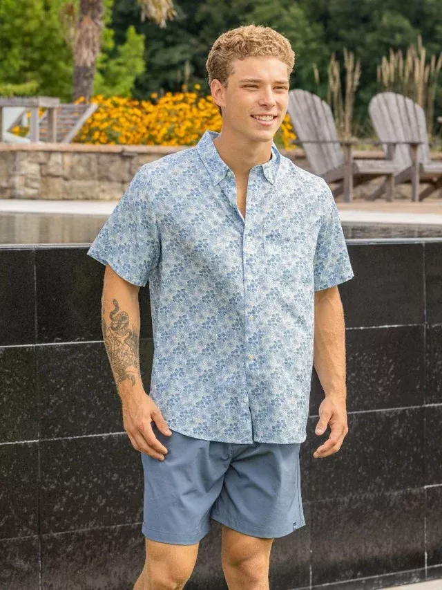 Simply Southern Men's Coastal Button Down - Blue Flower